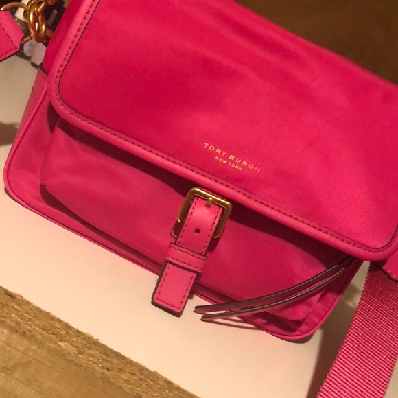 Tory Burch small purse ( two adjustable straps) - Picture 1 of 5